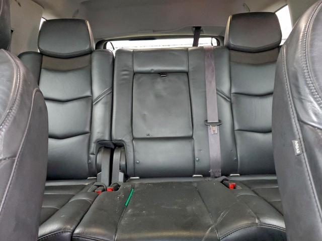 Cadillac Escalade Image 13