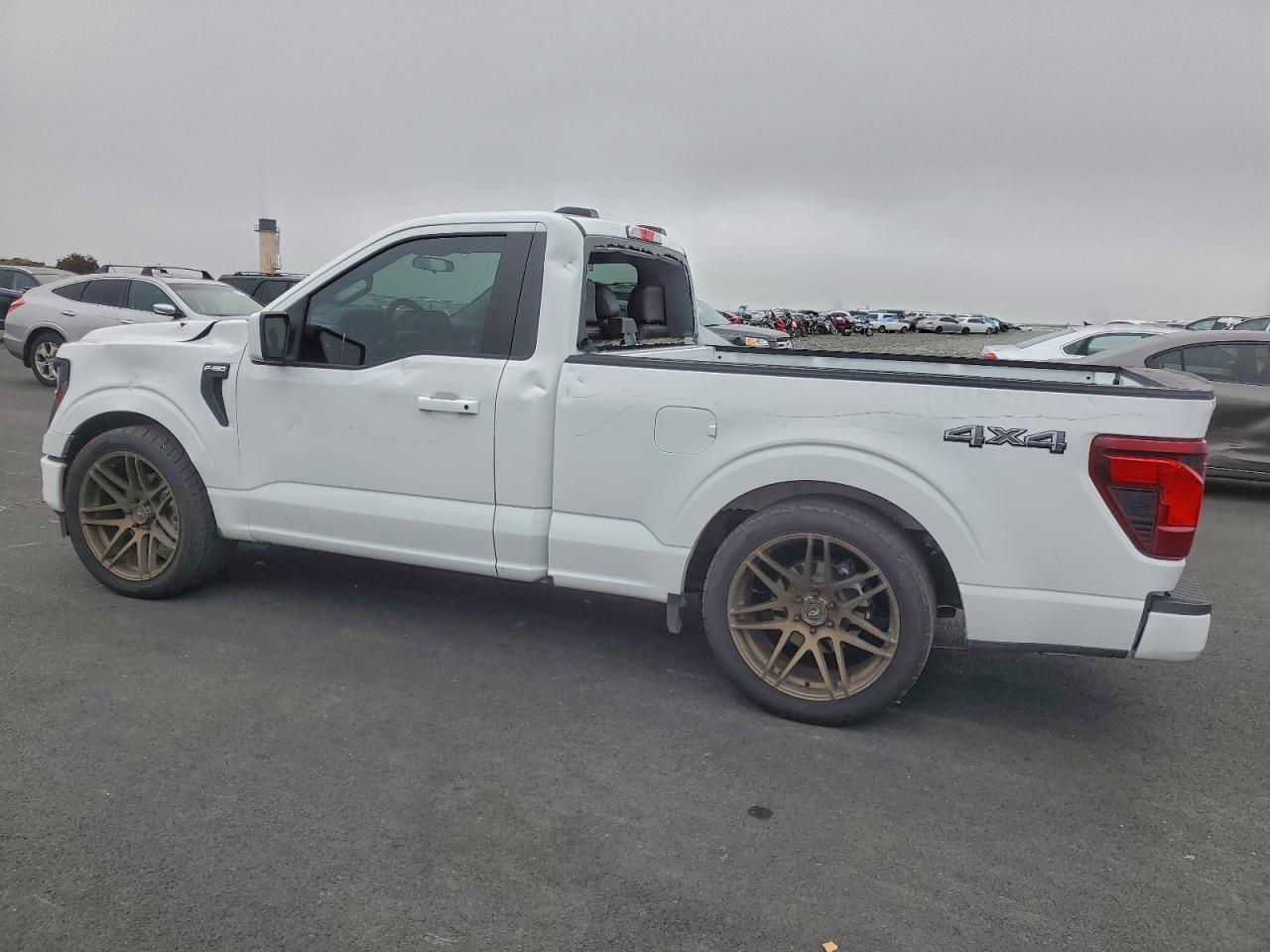 Ford F-150 Xl Image 3