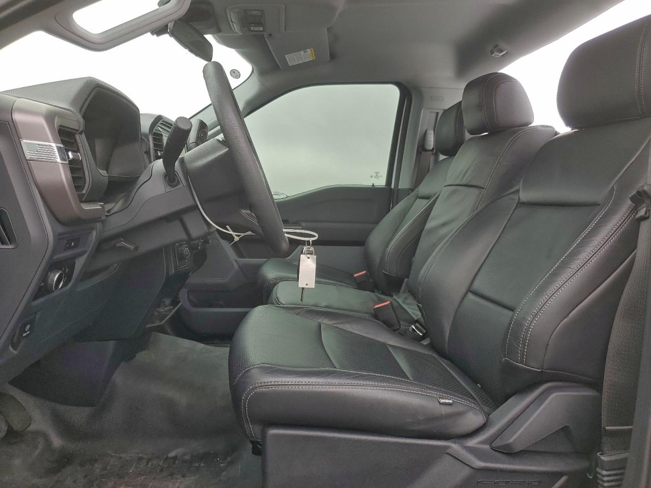 Ford F-150 Xl Image 6