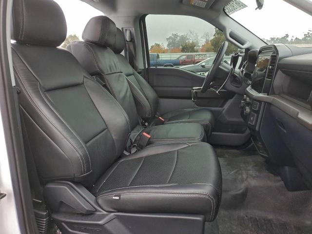 Ford F-150 Xl Image 8