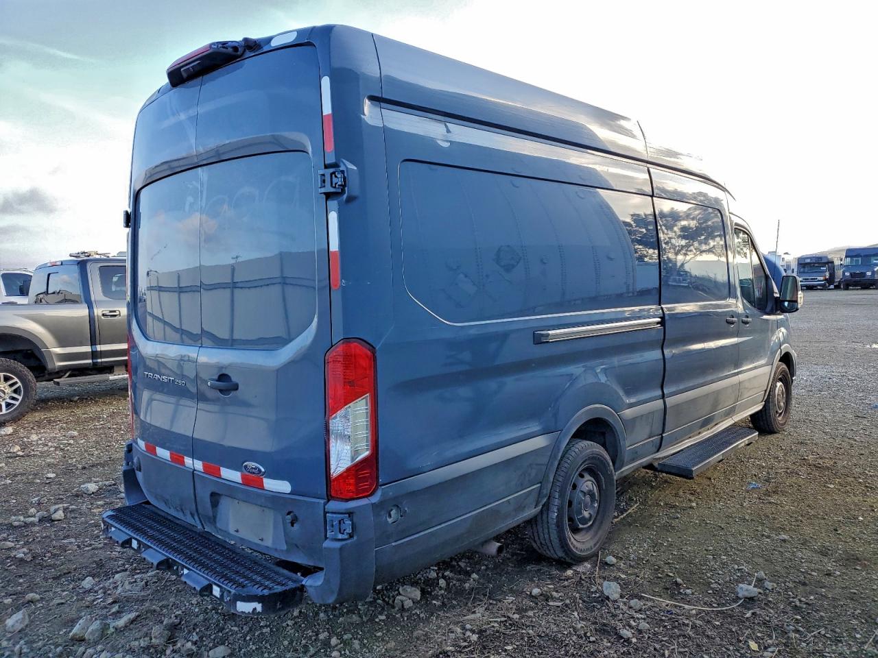 Ford Transit T-250 Image 10