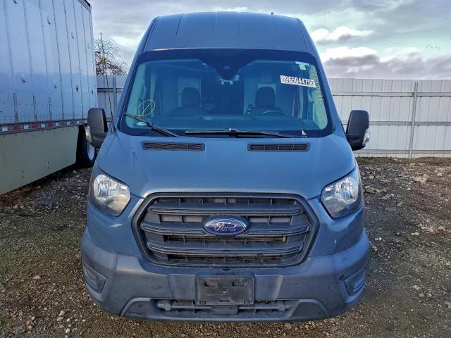 Ford Transit T-250 Image 12