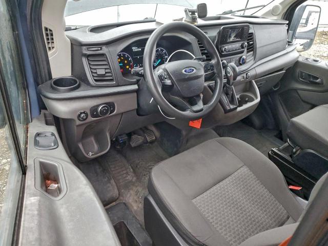 Ford Transit T-250 Image 11