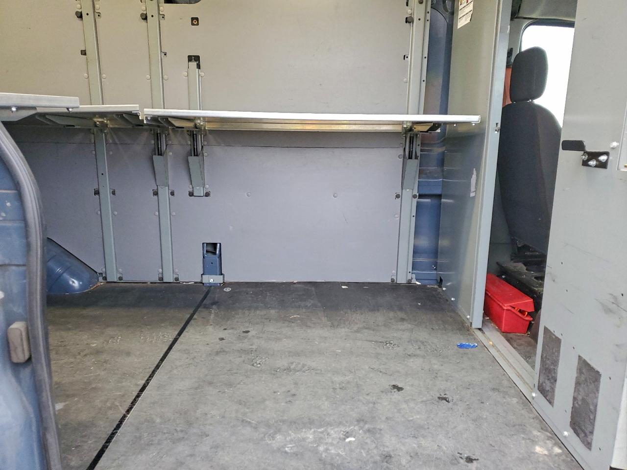 Ford Transit T-250 Image 3