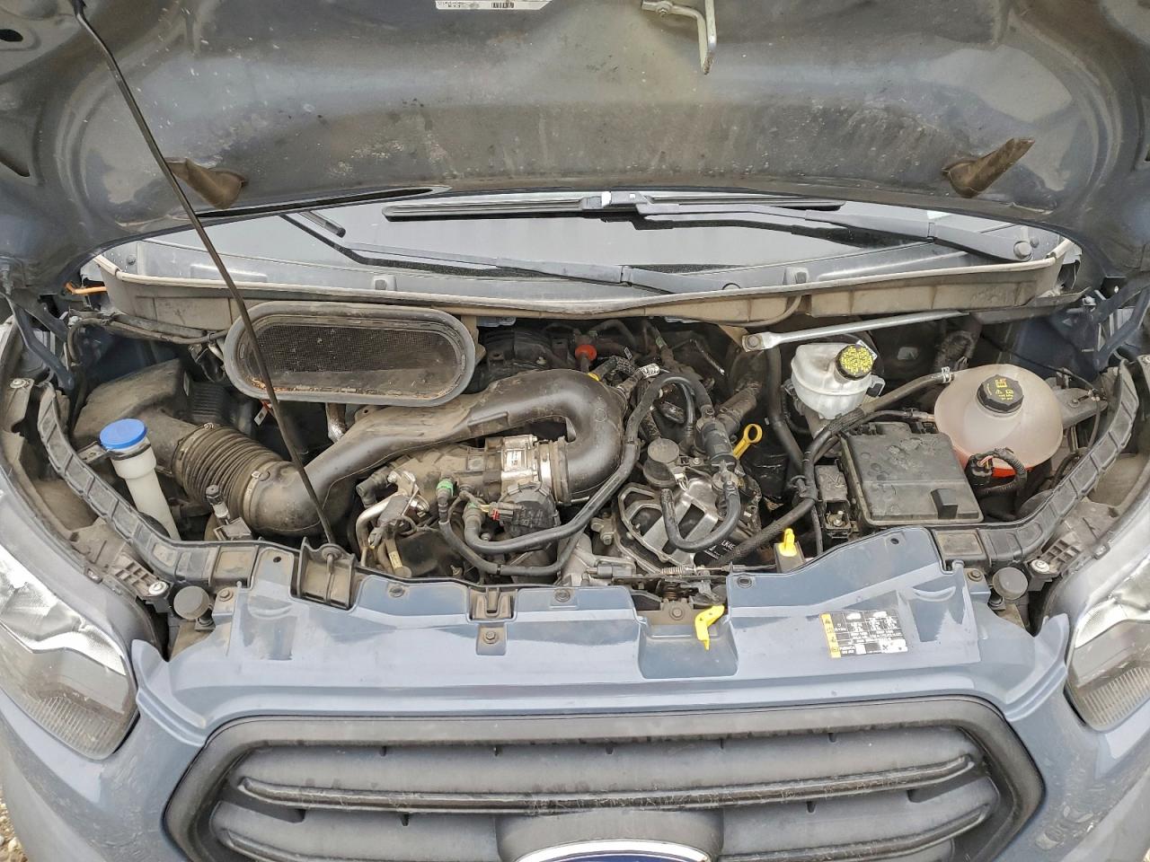 Ford Transit T-250 Image 4