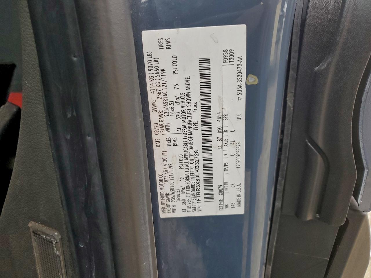 Ford Transit T-250 Image 2