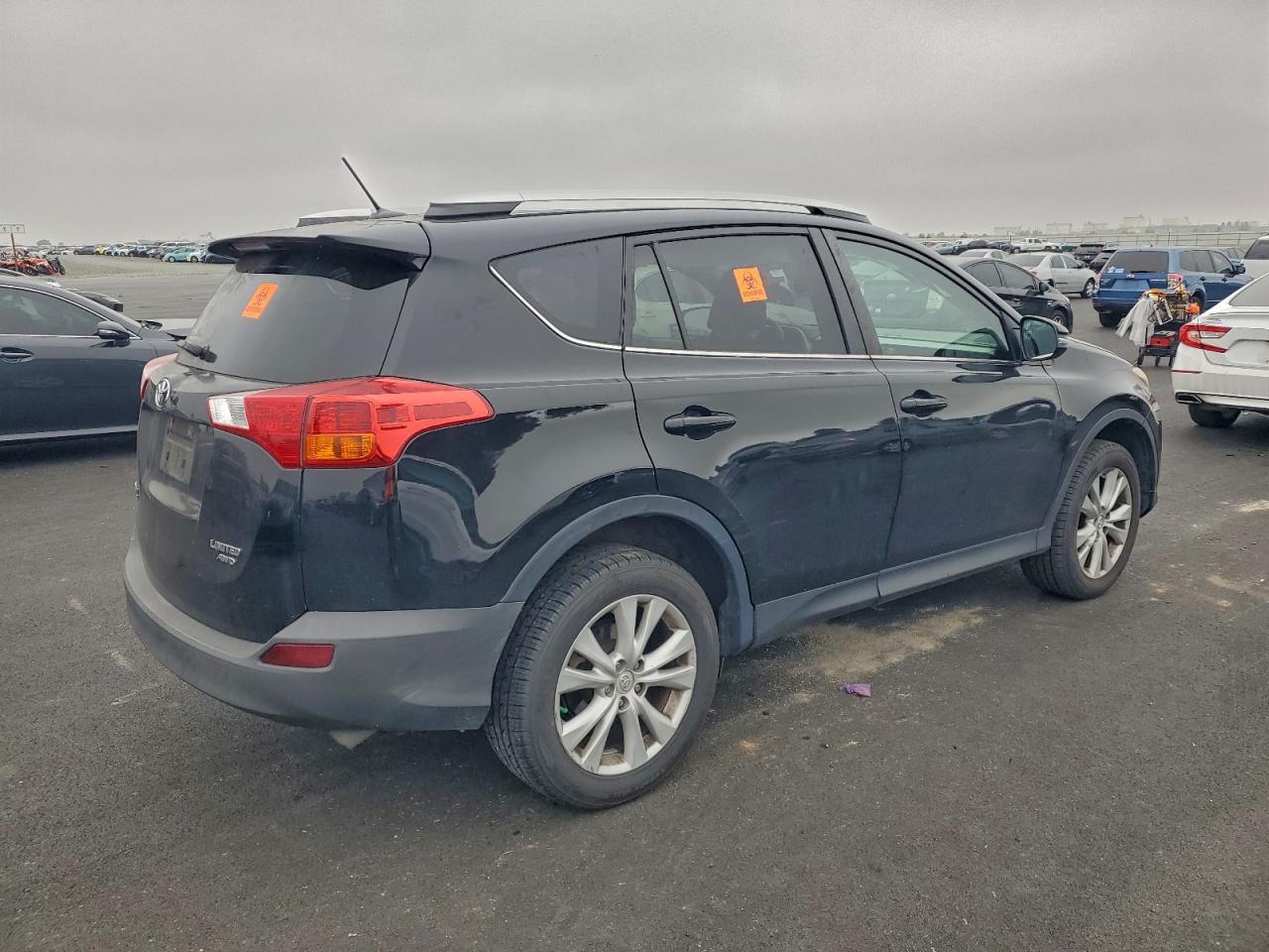 Toyota RAV4 Limited Image 2