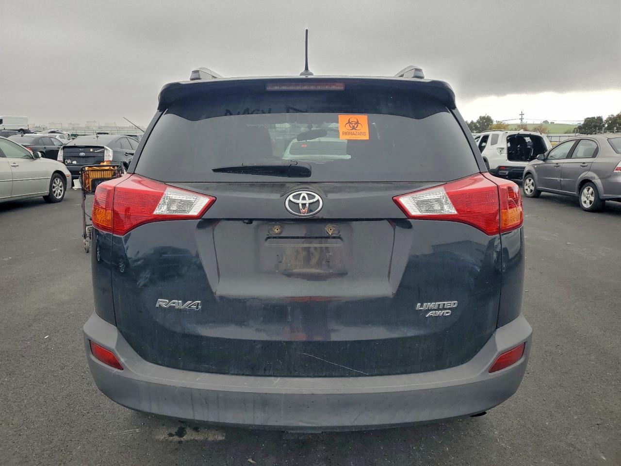 Toyota RAV4 Limited Image 7