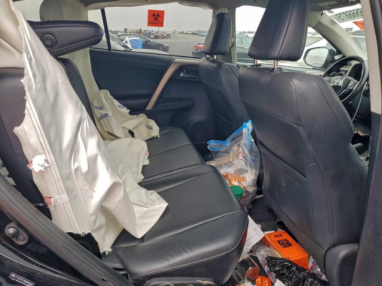 Toyota RAV4 Limited Image 12