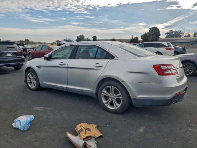 Ford Taurus Sel Image 4