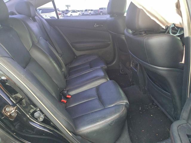 Nissan Maxima S Image 6