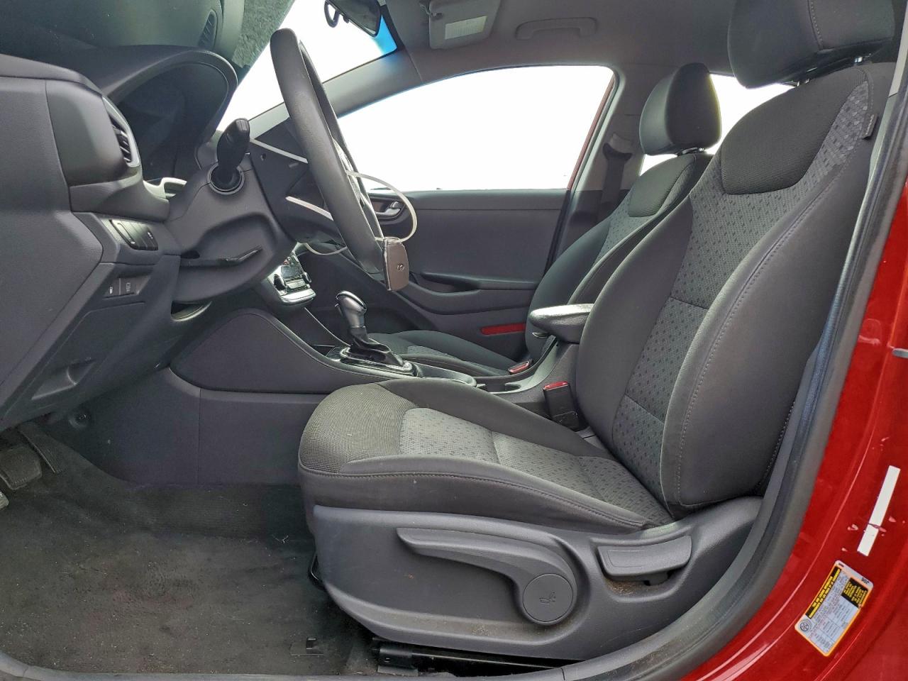 Hyundai Ioniq Blue Image 2