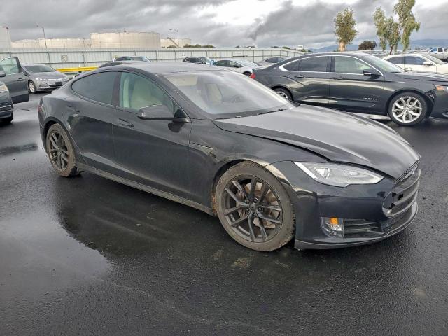 Tesla Model S Image 7