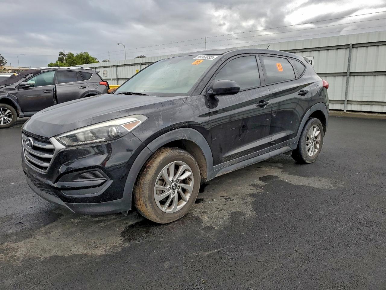 Hyundai TUCSON Se Image 1