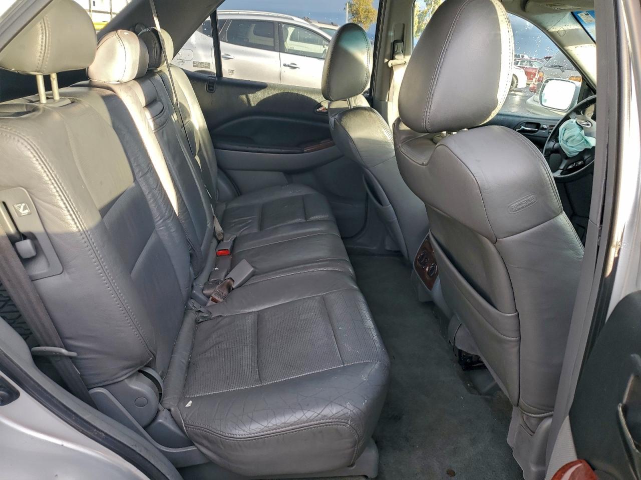 Acura MDX Touring Image 12