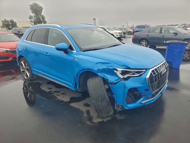 Audi Q3 Premium Plus S-line Image 9