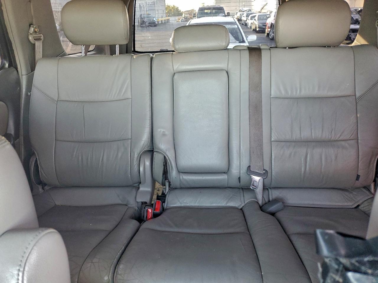 Toyota Sequoia Limited Image 7