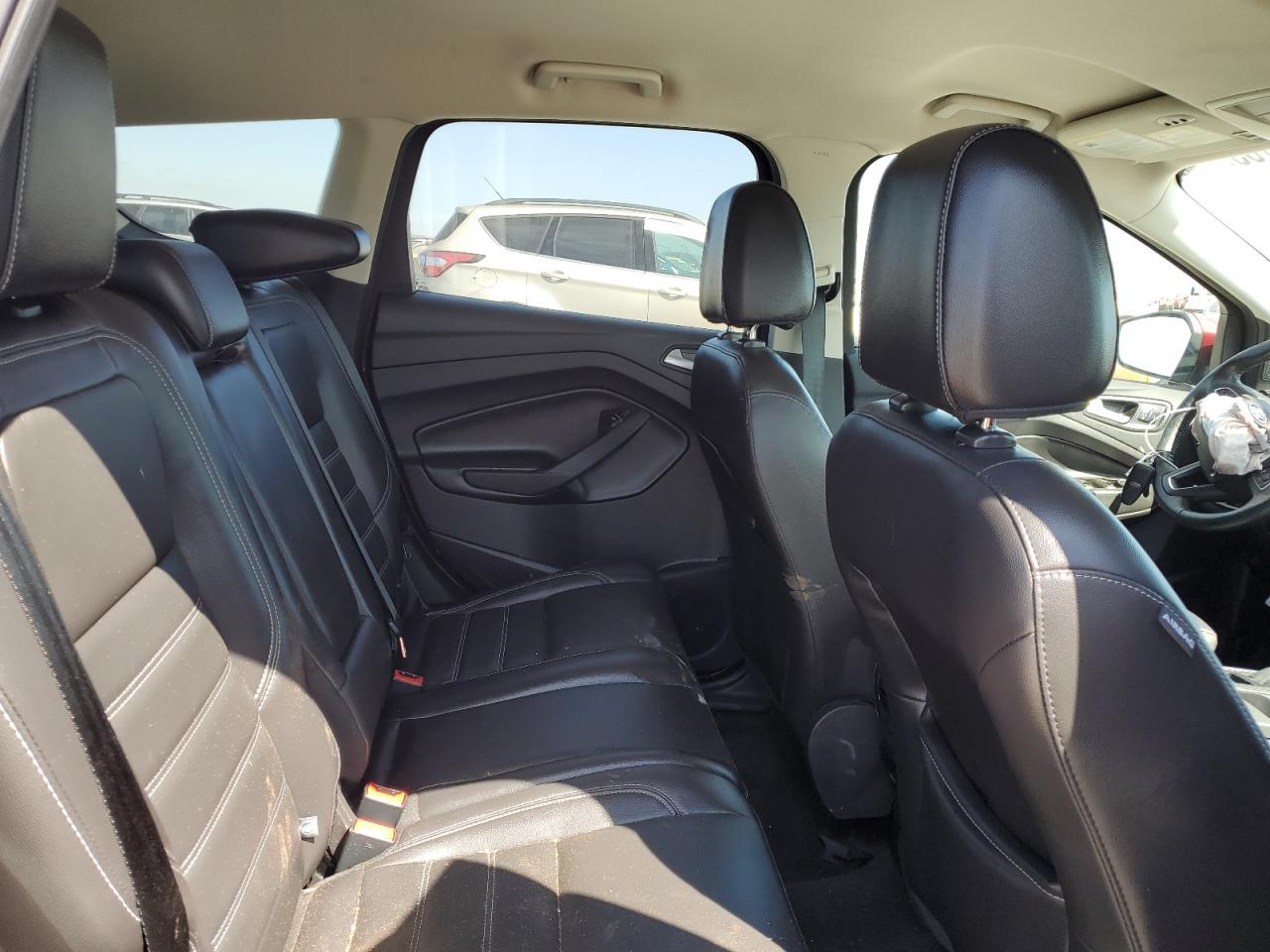 Ford Escape Titanium Image 5