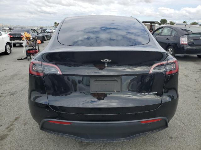 Tesla Model Y Image 9