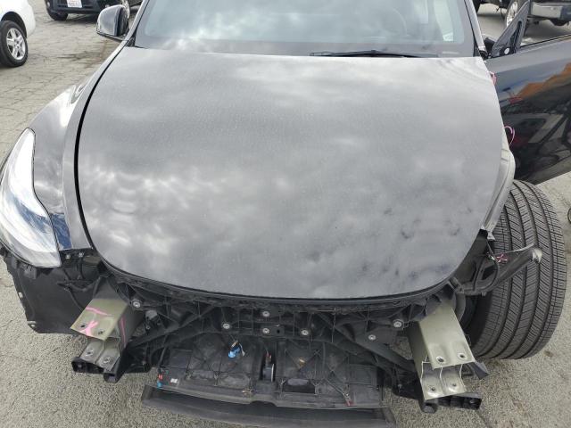 Tesla Model Y Image 8