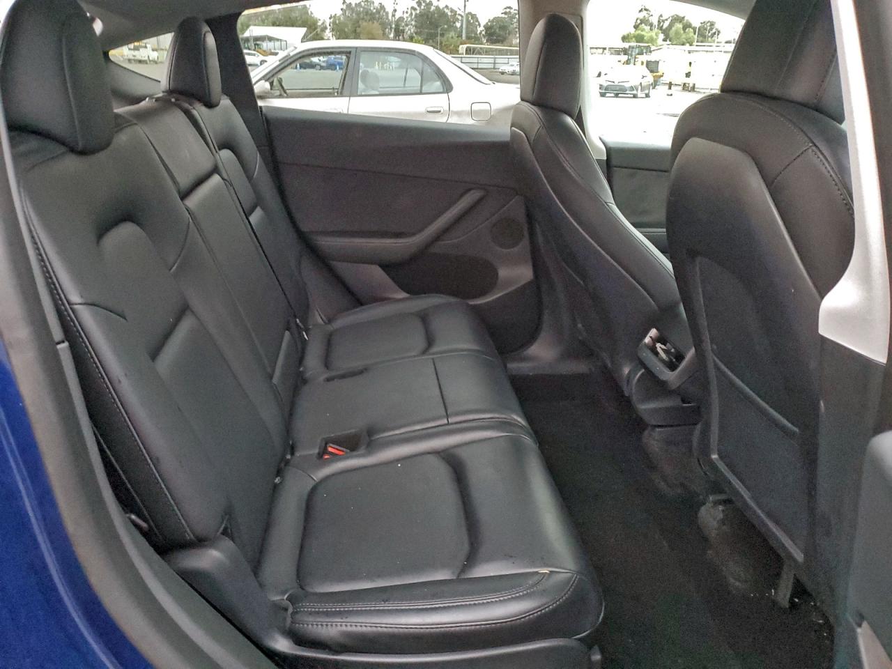 Tesla Model Y Image 11