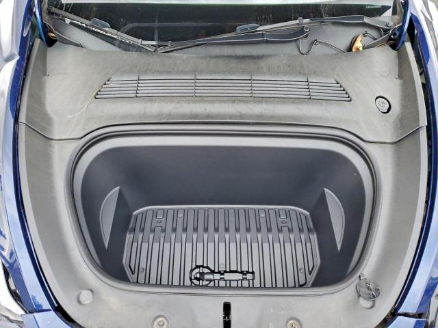 Tesla Model Y Image 8