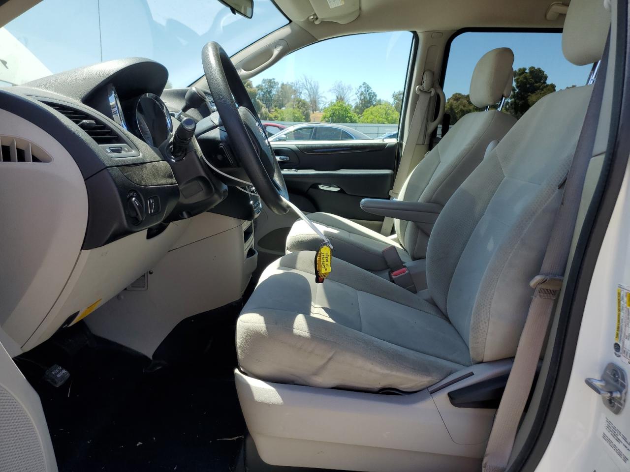 Dodge Caravan Se Image 12