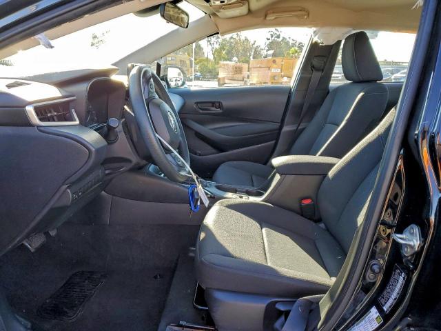 Toyota Corolla Le Image 5