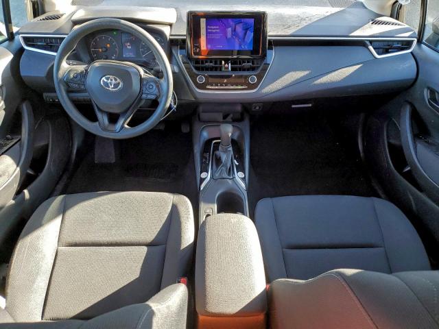 Toyota Corolla Le Image 9