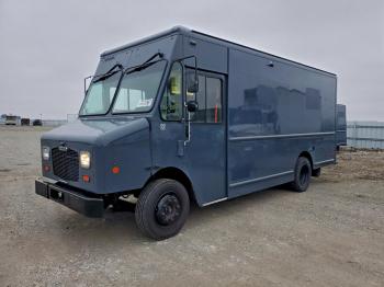  Salvage Freightliner Chassis M