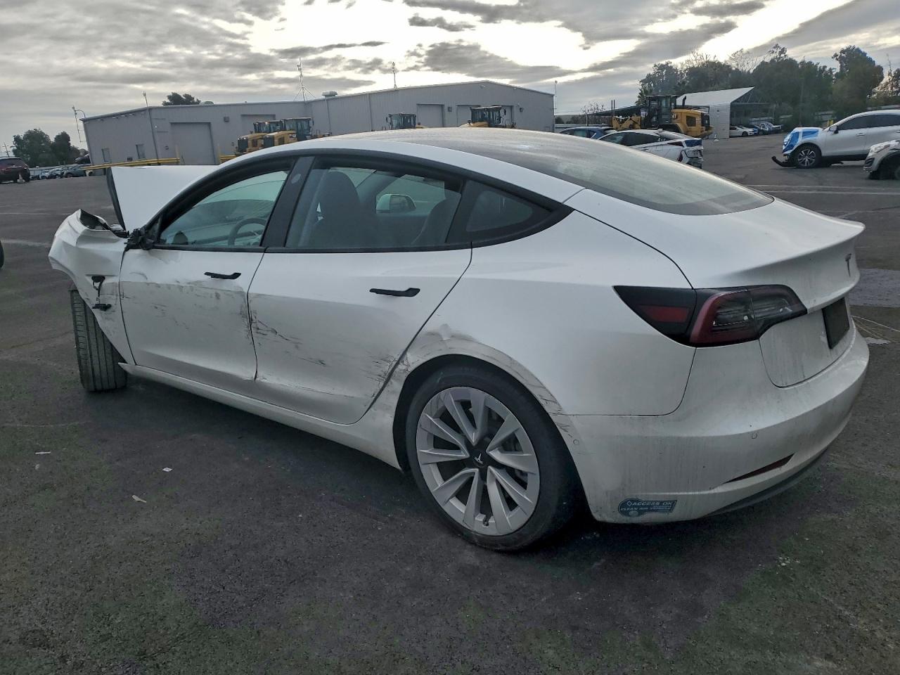 Tesla Model 3 Image 3