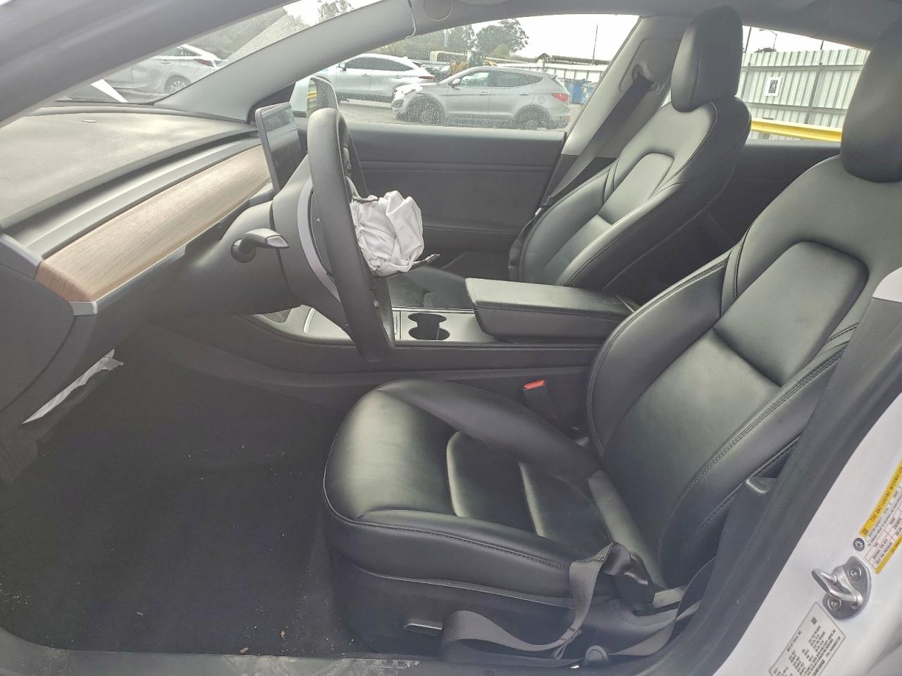 Tesla Model 3 Image 6