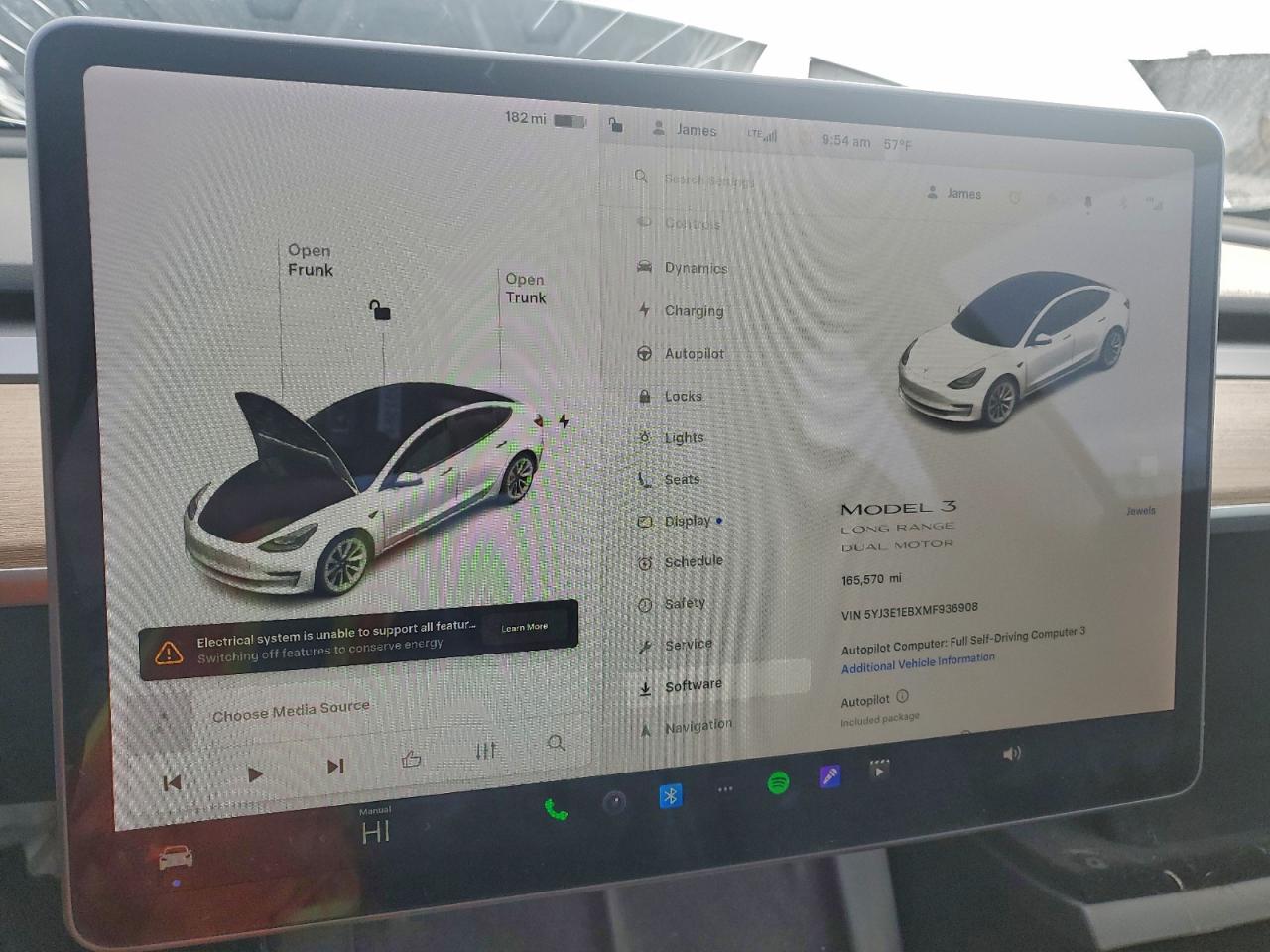 Tesla Model 3 Image 7