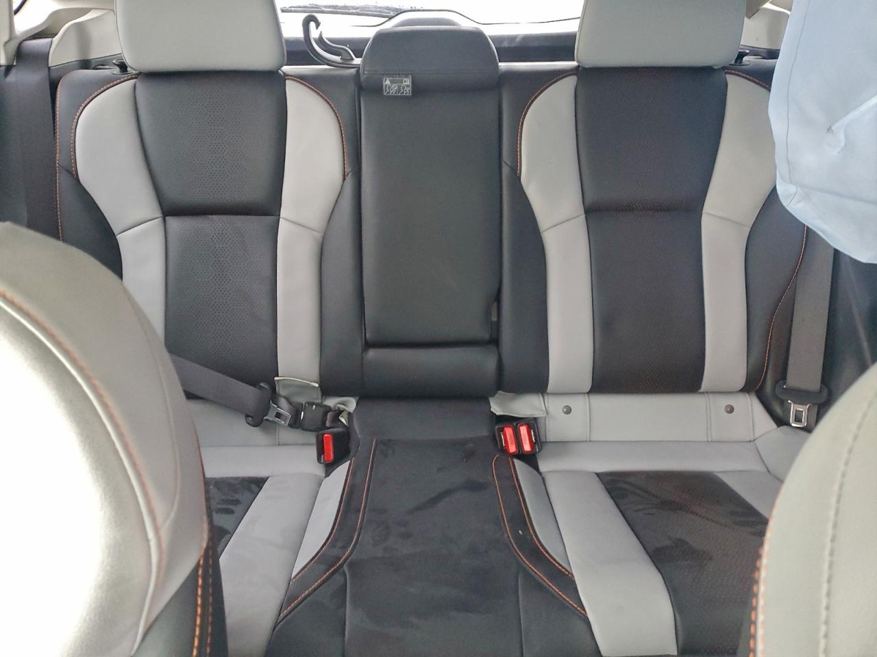 Subaru Crosstrek Limited Image 13