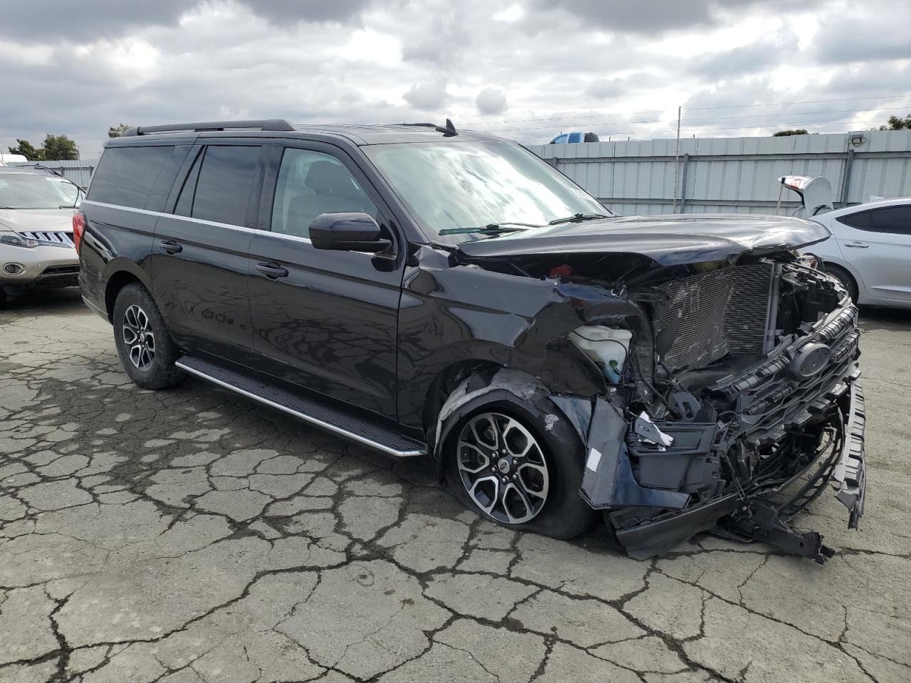 Ford Expedition Max Xlt Image 4