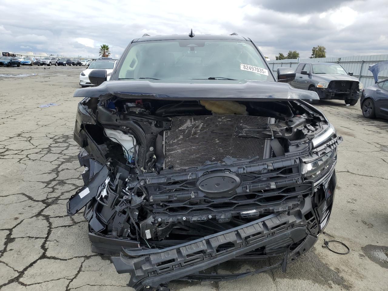 Ford Expedition Max Xlt Image 6