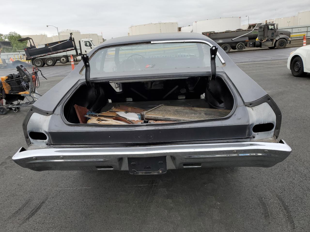 Chevrolet Nova Image 5