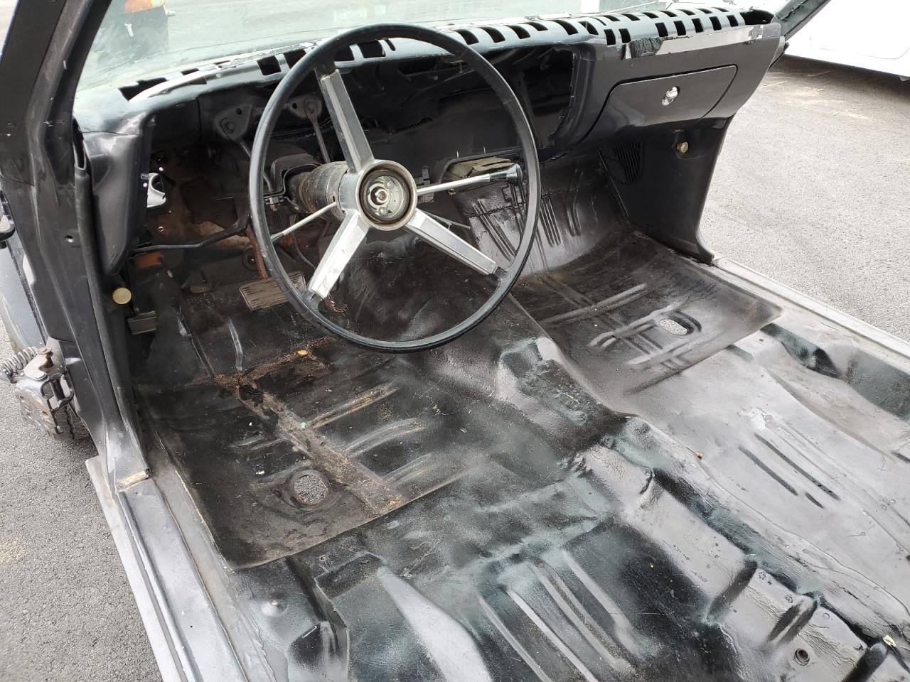 Chevrolet Nova Image 11