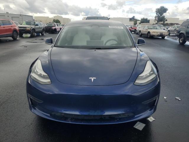 Tesla Model 3 Image 2