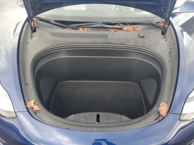 Tesla Model 3 Image 9