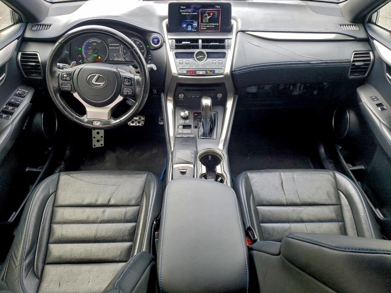 Lexus NX 300h Base Image 11