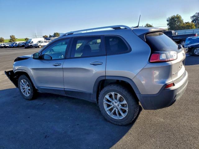 Jeep Grand Cherokee Latitude Image 2