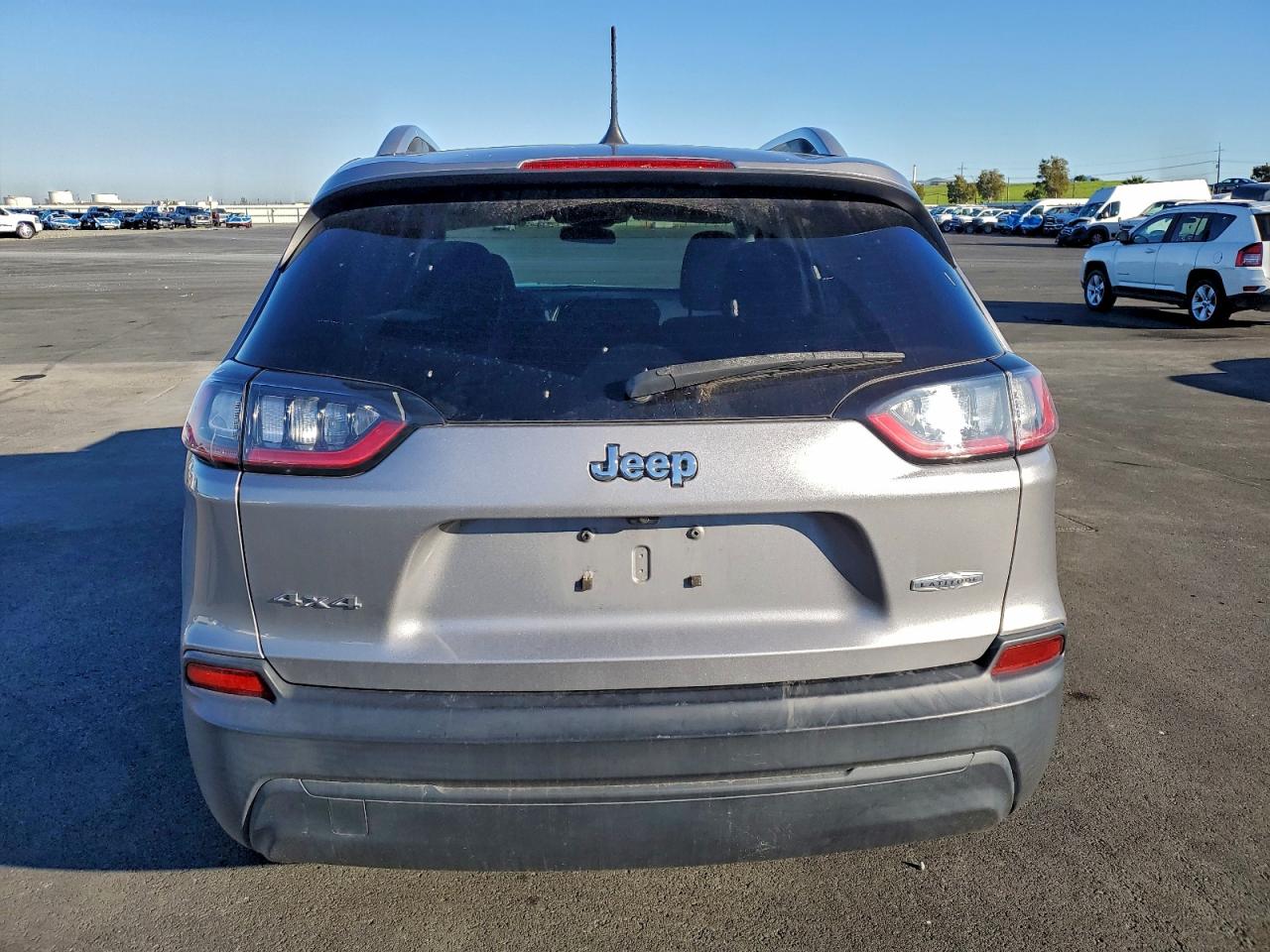 Jeep Grand Cherokee Latitude Image 7