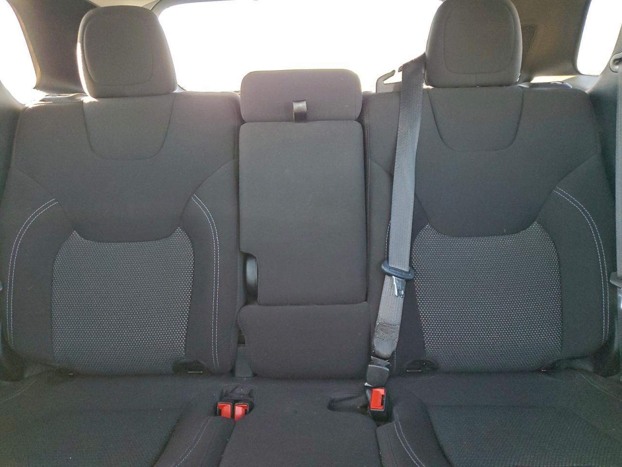 Jeep Grand Cherokee Latitude Image 12