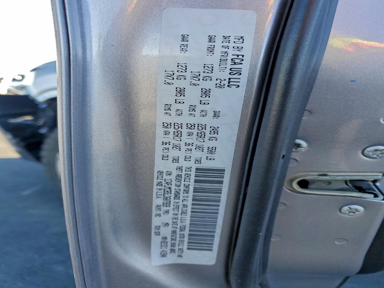 Jeep Grand Cherokee Latitude Image 11