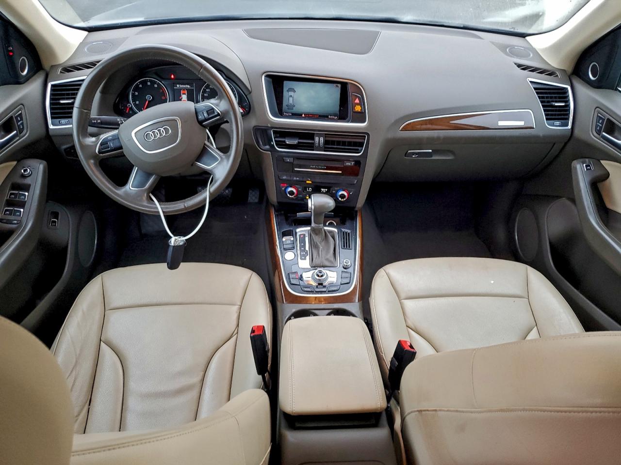 Audi Q5 Premium Plus Image 8