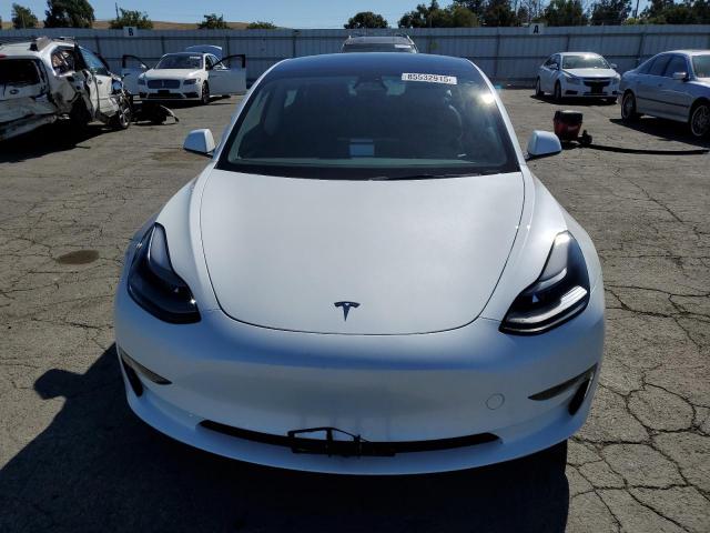 Tesla Model 3 Image 7