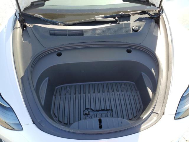 Tesla Model 3 Image 12