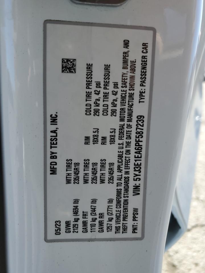 Tesla Model 3 Image 11