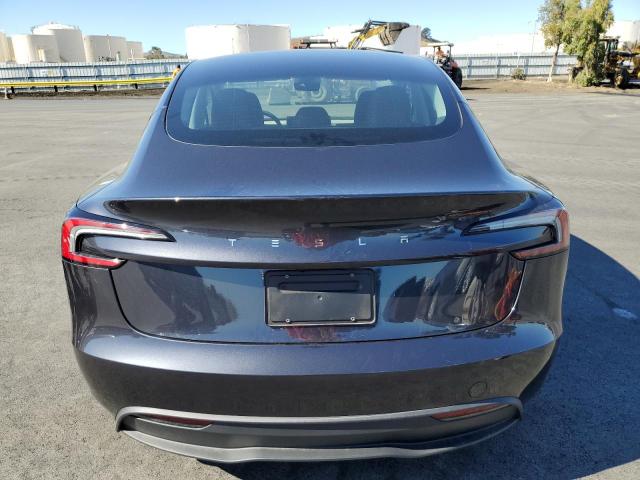 Tesla Model 3 Image 13